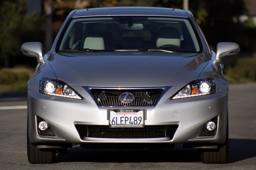  Lexus IS250 AWD 2011 года  (фото 6 из 43)